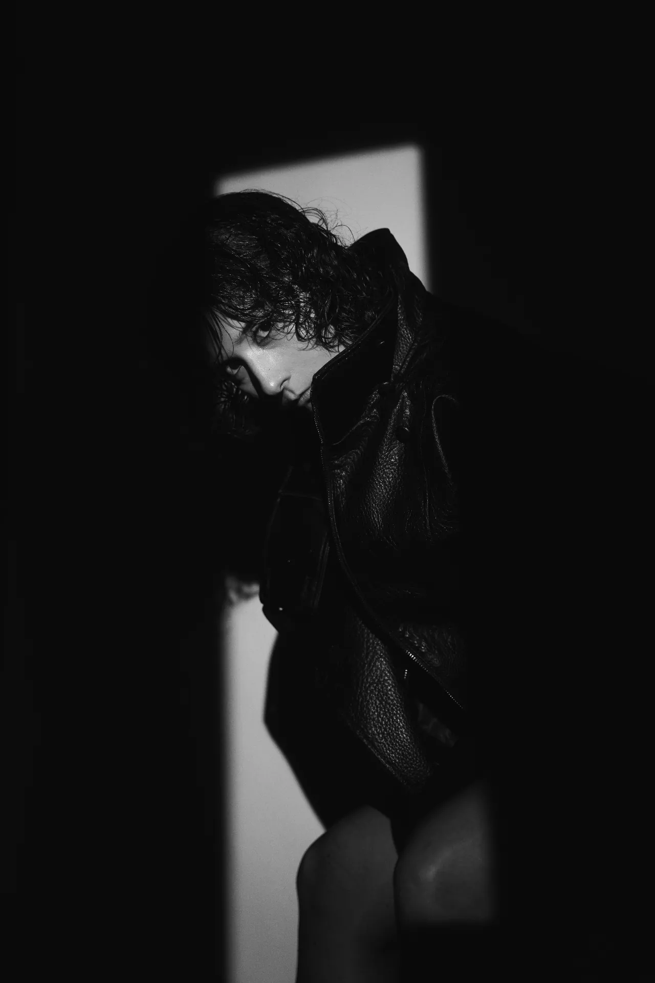 Shadow — Noir Editorial