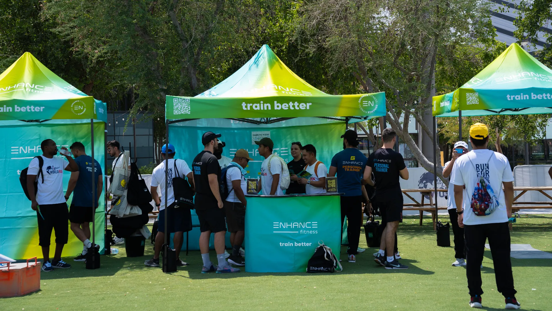 Fade Fit — Outdoor Booth